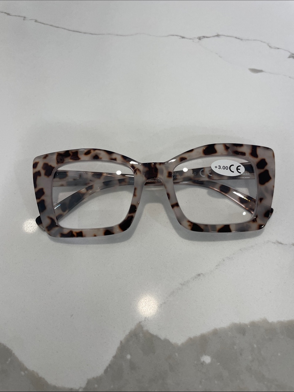 Tortoiseshell Square Reading Glasses (+3.00)